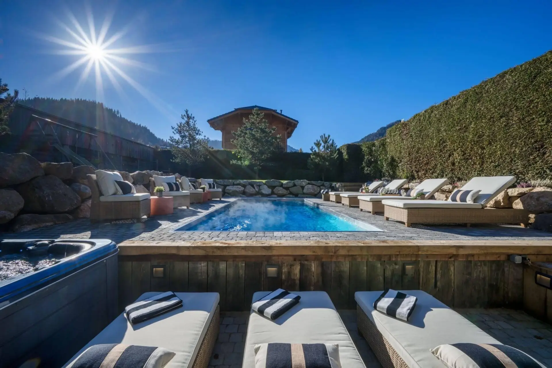 The Bungo, Morzine