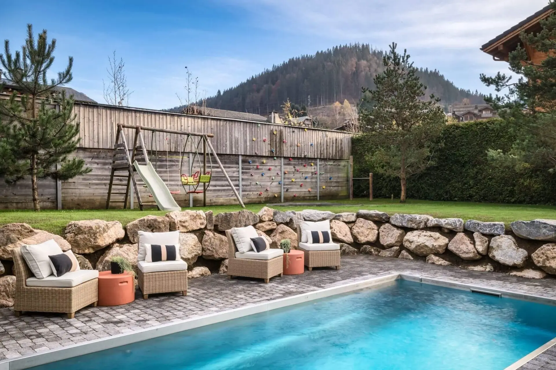 The Bungo, Morzine
