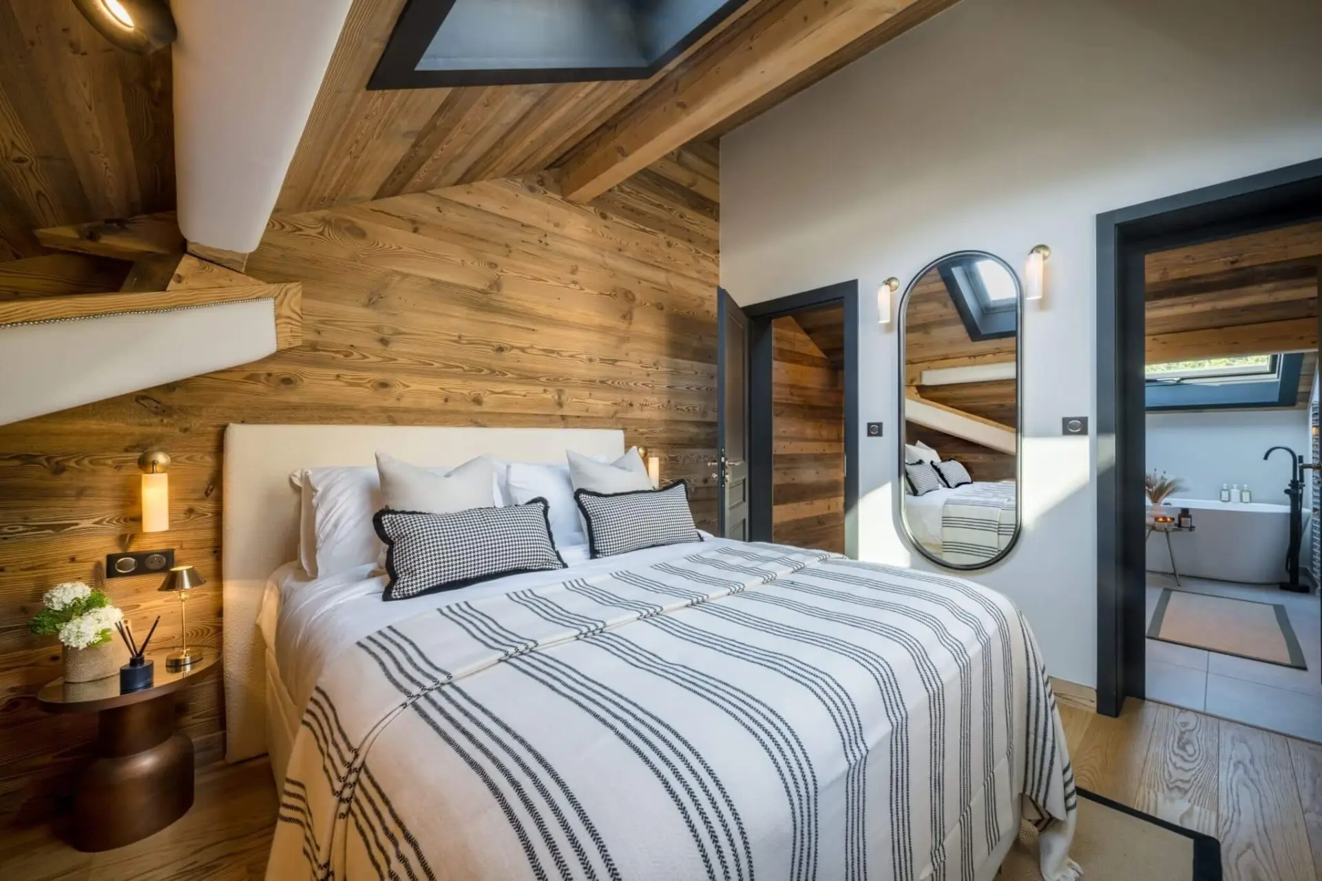 The Bungo, Morzine