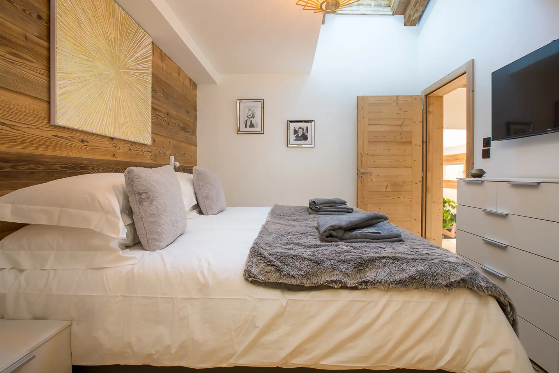 MM Morzna Apt SMALL 35