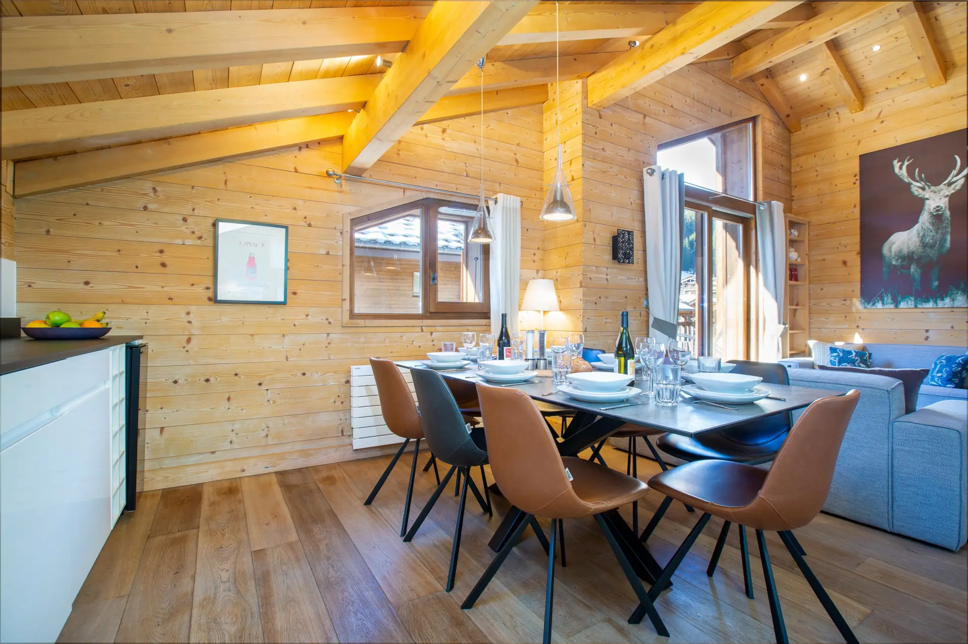 MM Telecabine Living Area 3