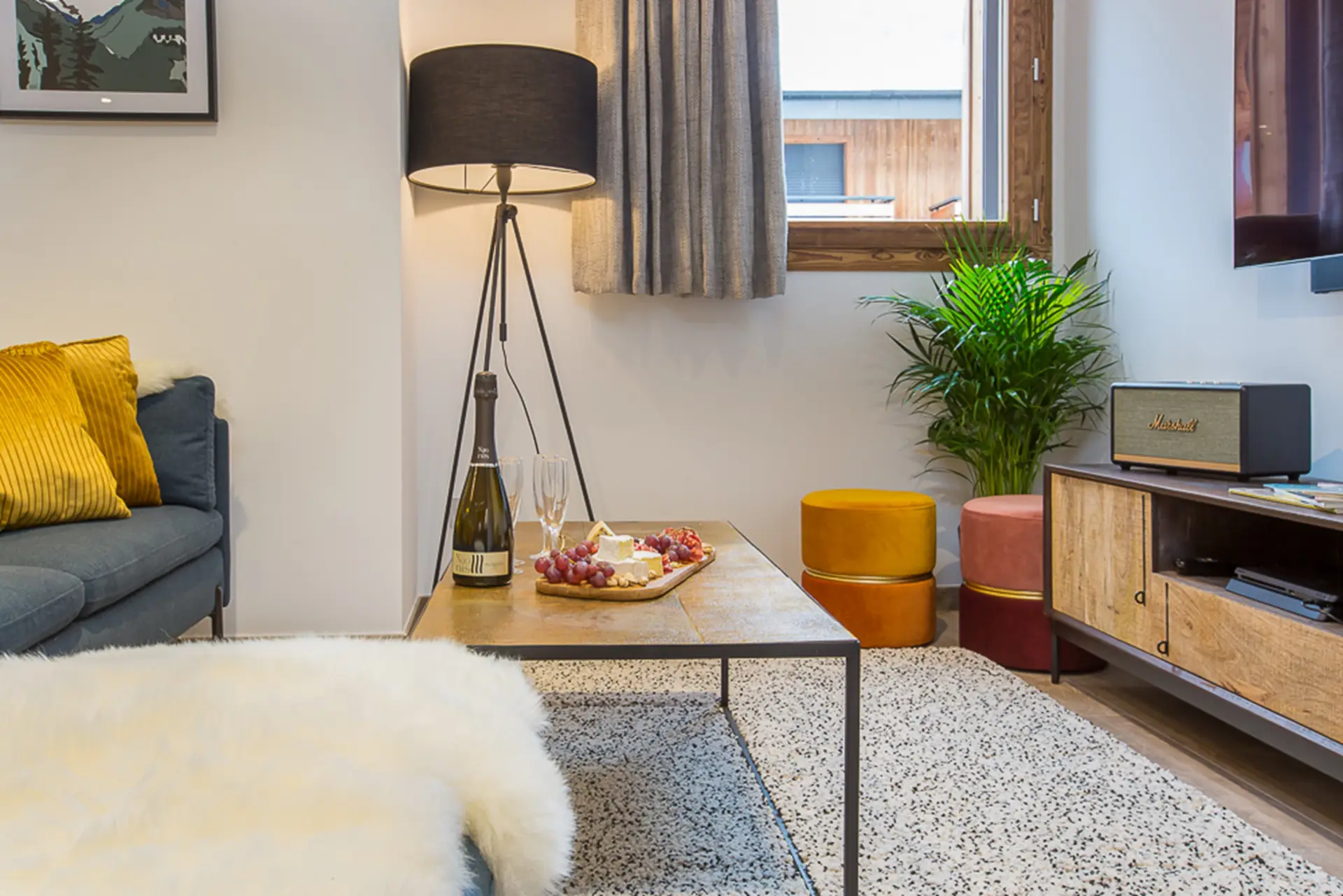 MM Carlina Apt Small 32