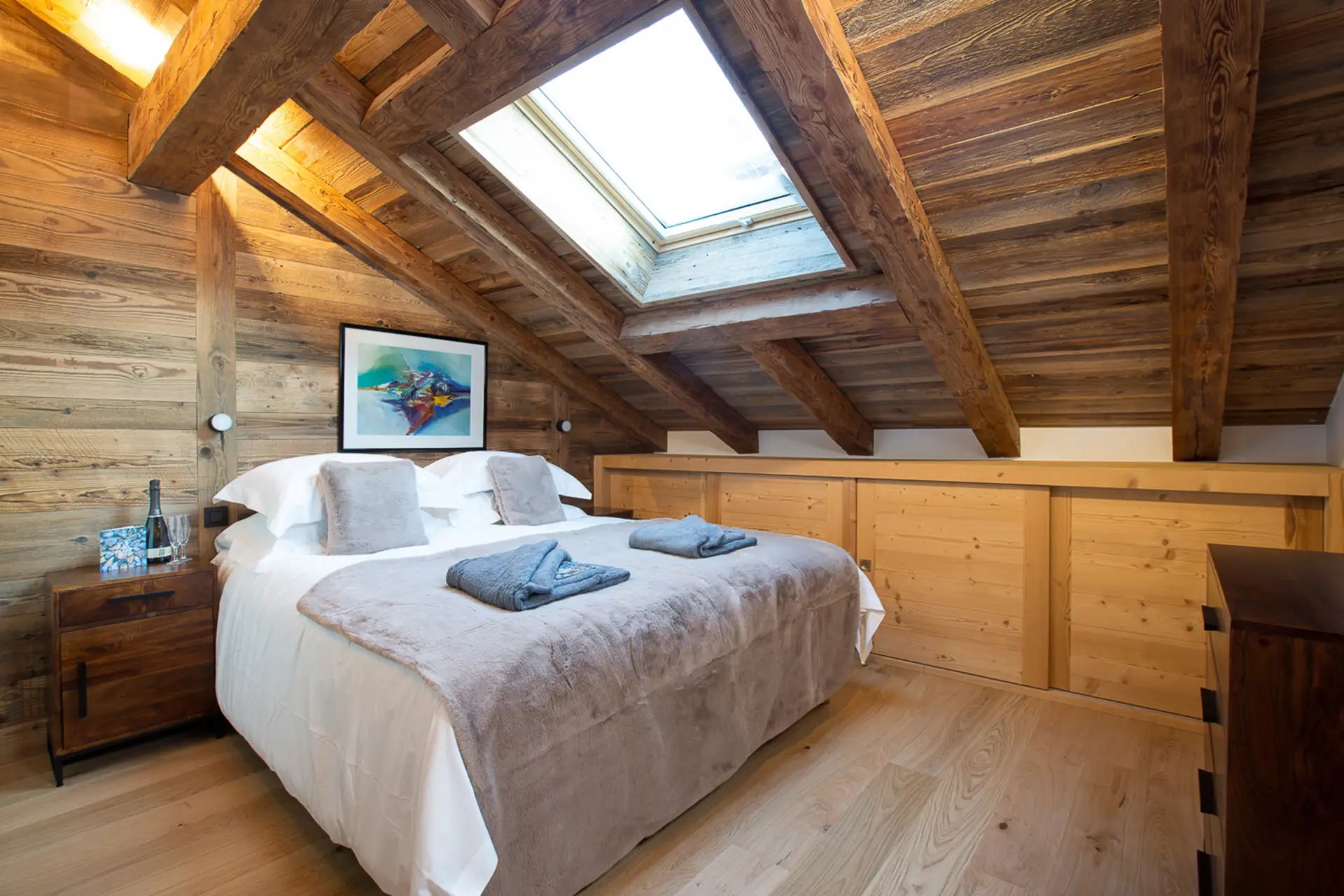 Morzna Etoile Master Bedroom