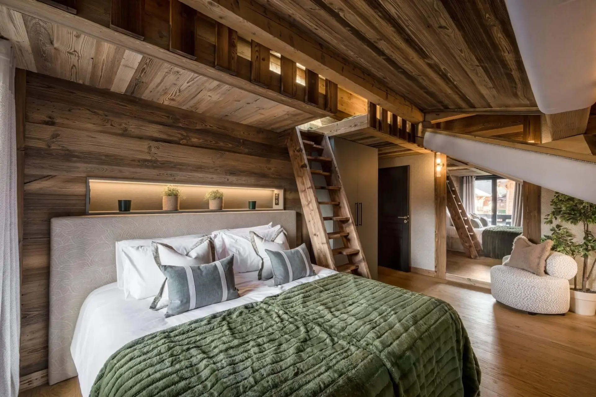 The Bungo, Morzine