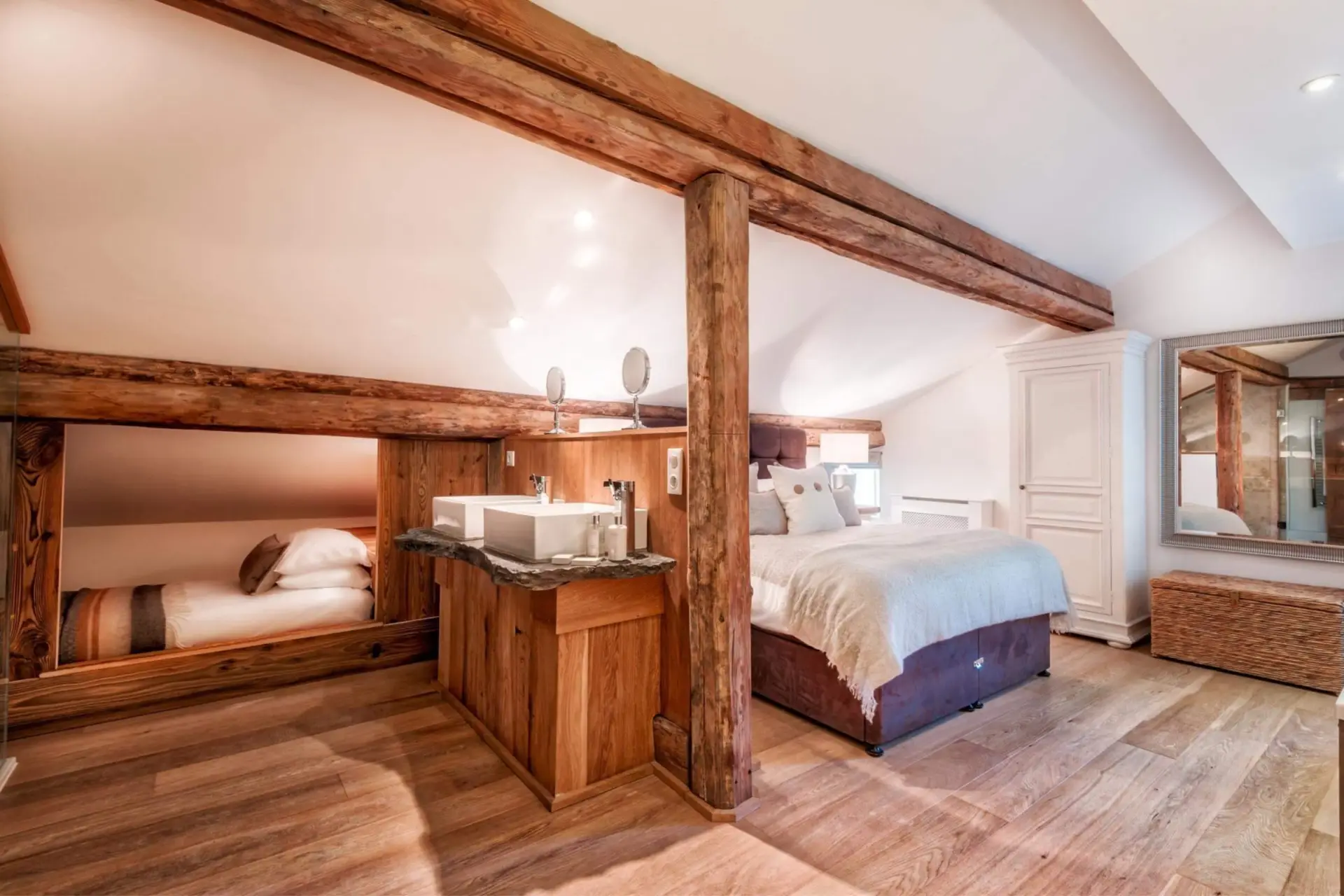 Chalet 46˚, Morzine
