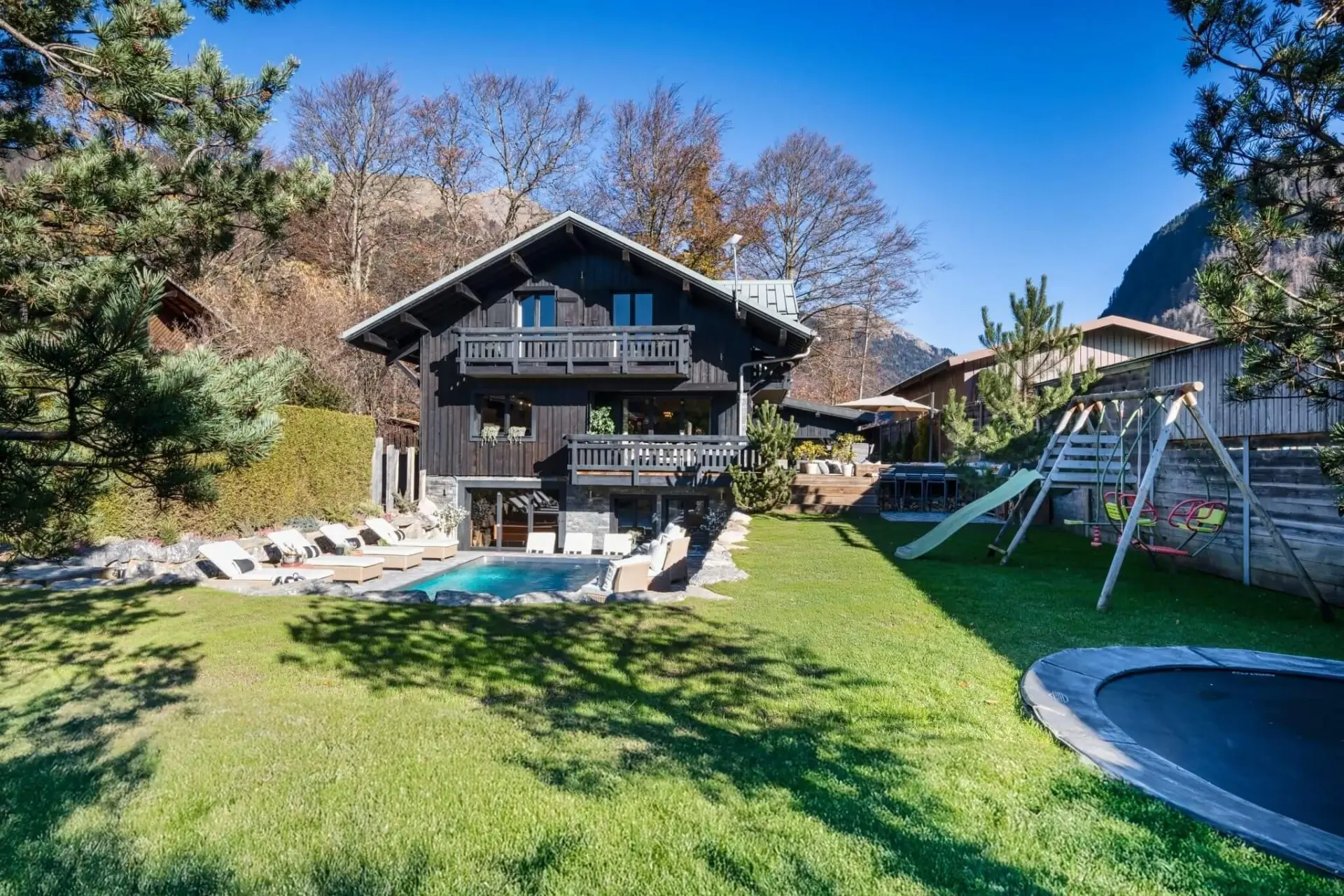 The Bungo, Morzine